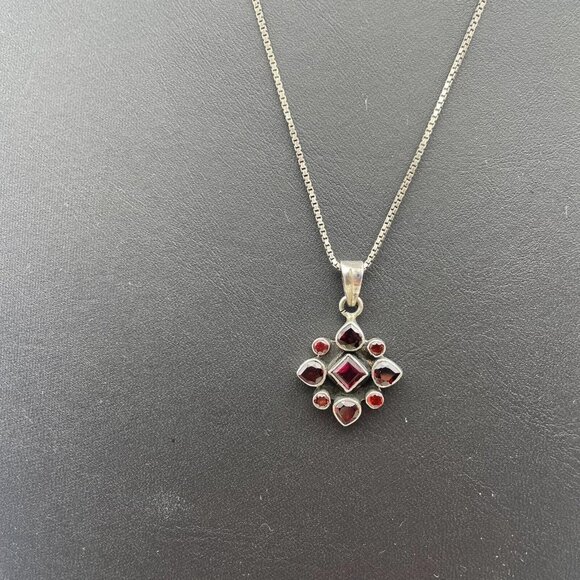 KC 925 Sterling Silver Garnet Pendant Box Chain Necklace Spring Ring Closure - Picture 5 of 11